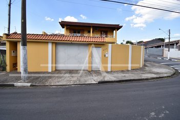 house em Rua José Acedo Toro, Jardim Santa Rita de Cássia - Bragança Paulista - SP