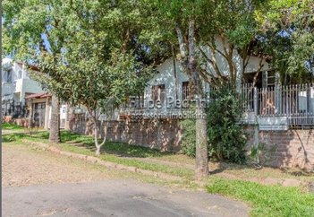 house em Avenida Leonardo Carlucci, Espírito Santo - Porto Alegre - RS