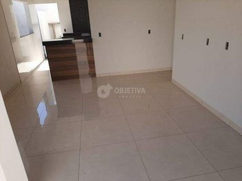 house em Rua Sebastião Alves Nunes, Segismundo Pereira - Uberlândia - MG