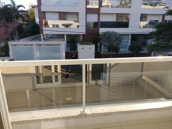 apartment em Rua José Daux, Canasvieiras - Florianópolis - SC