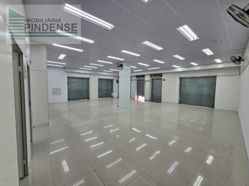 business em Avenida Doutor Jorge Tibiriçá, Centro - Pindamonhangaba - SP