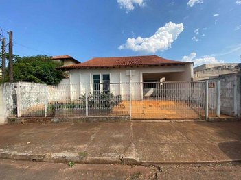 house em Rua Fioravante Delpin, Ibiporã - Ibiporã - PR