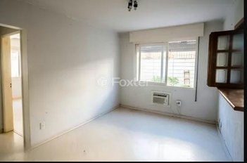 apartment em Rua Itiberê da Cunha, São Sebastião - Porto Alegre - RS