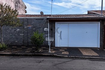 house em Rua Antônio Casella, Jardim Copacabana - Araras - SP
