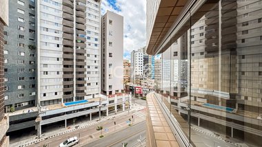 apartment em Avenida Sete de Setembro, Centro - Curitiba - PR