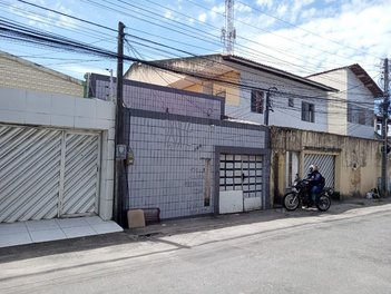 house em Rua Miguel Gonçalves, Bela Vista - Fortaleza - CE