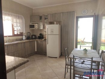 house em Rua Inglaterra, Jardim Siesta - Jacareí - SP