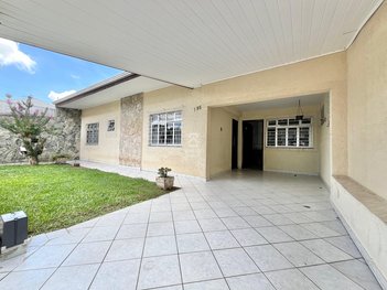 house em Rua Bandeirantes, São Cristóvão - São José dos Pinhais - PR