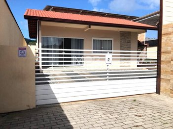 house em Rua Laureano, Campeche - Florianópolis - SC
