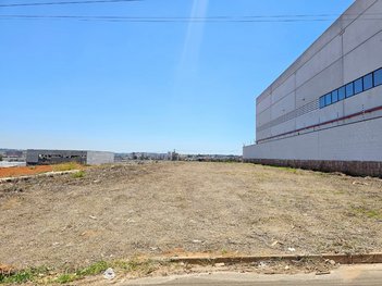 land_lot em Rua Sálvio Antônio Martins, Europark Comercial - Indaiatuba - SP