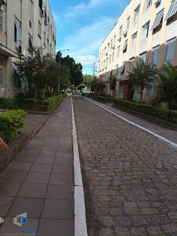 apartment em Rua Eurico Lara, Medianeira - Porto Alegre - RS