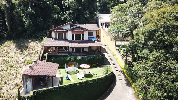 Cômodo Condomínio