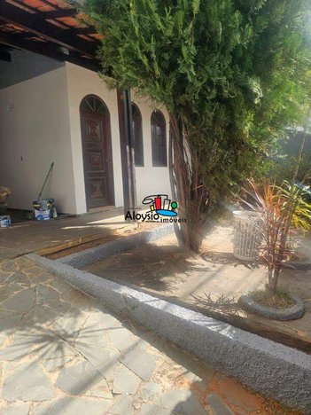 house em Rua Benedito Valadares, Centro - Sete Lagoas - MG