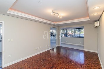 apartment em Rua Líbero Badaró, Passo da Areia - Porto Alegre - RS