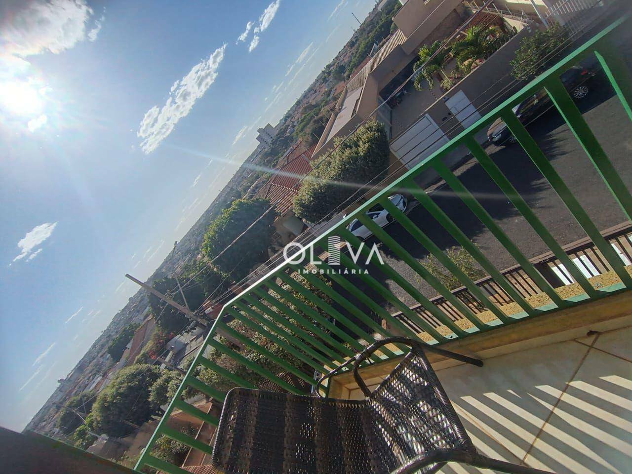 image-0