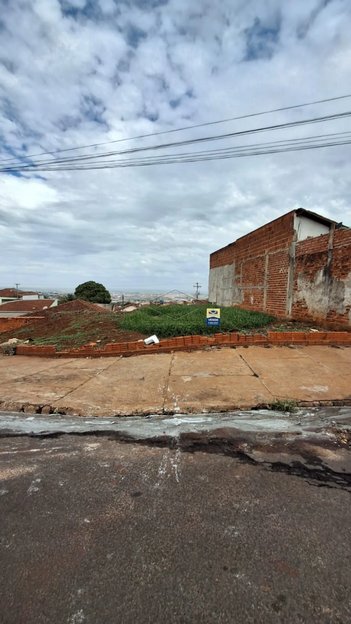 commercial_property em Rua Savério Salvi, Residencial São Domingos - Barra Bonita - SP