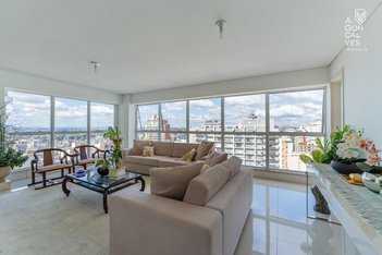apartment em Rua Professor Guido Straube, Vila Izabel - Curitiba - PR