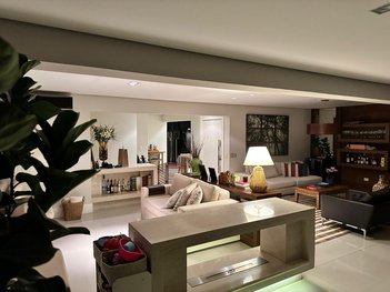 apartment em Rua Doutor Renato Paes de Barros, Itaim Bibi - São Paulo - SP