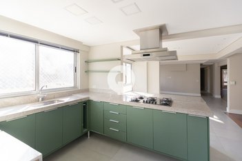 apartment em Alameda Princesa Izabel, São Francisco - Curitiba - PR