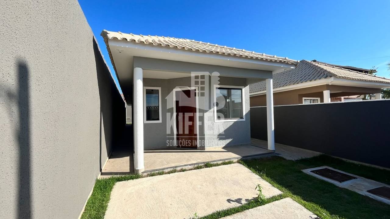 Casa com 2 Quartos | Suíte | Área Gourmet | Na principal à venda por R