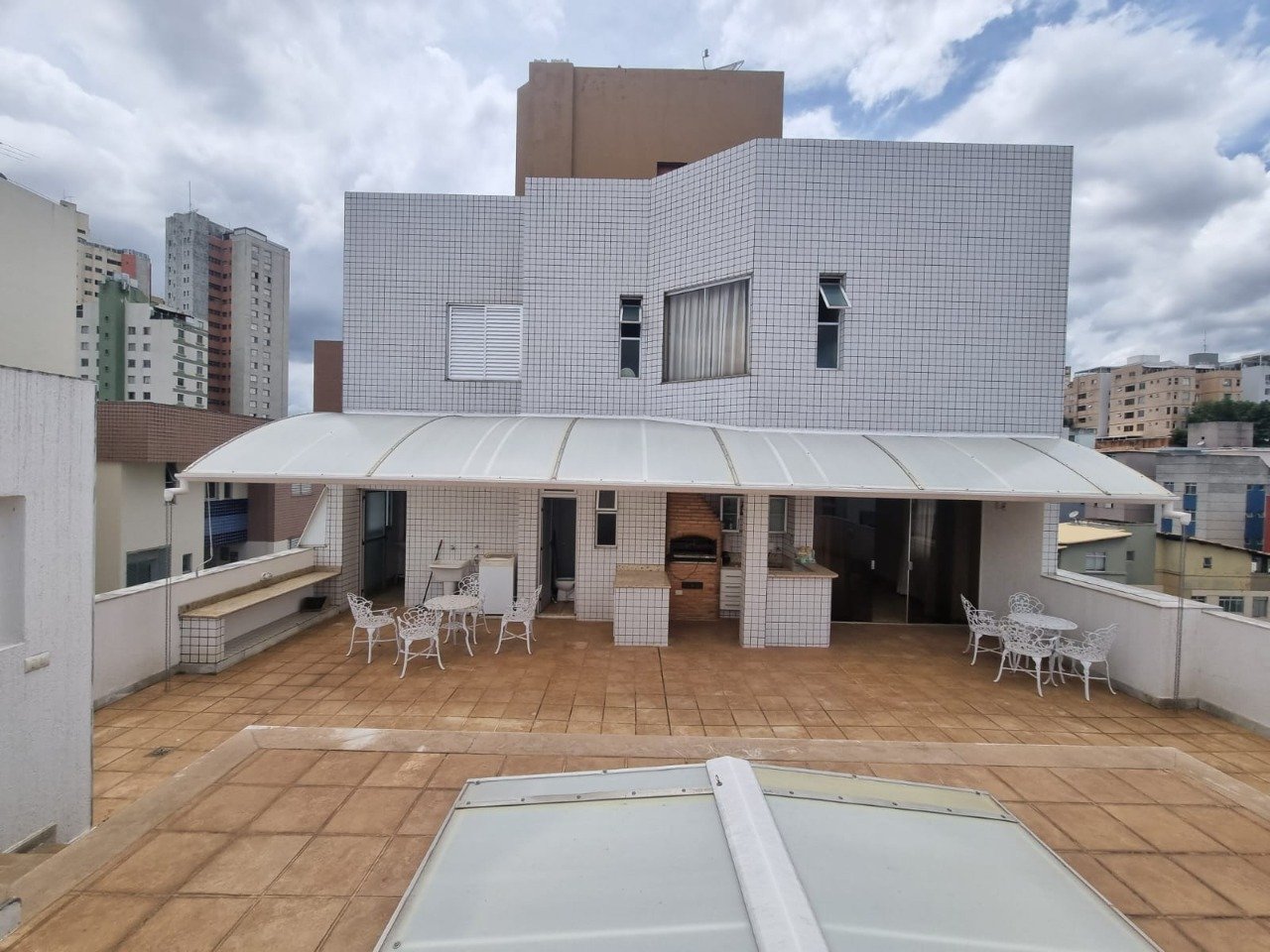 Cobertura com 3 quartos — Sagrada Família, Belo Horizonte