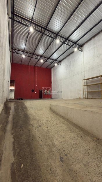 industrial em Avenida Santana, Parque Ortolândia - Hortolândia - SP