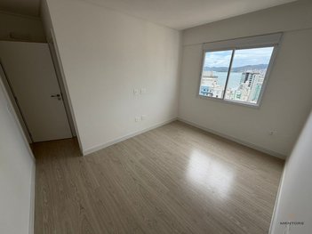 apartment em Rua 253, Meia Praia - Itapema - SC