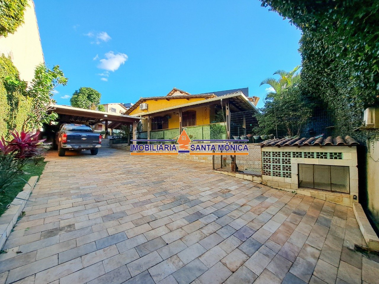 Casa com 4 quartos — Copacabana, Belo Horizonte