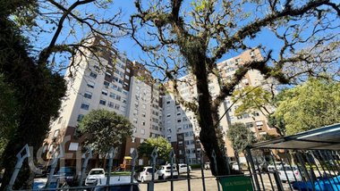 apartment em Rua Doutor Campos Velho, Cristal - Porto Alegre - RS