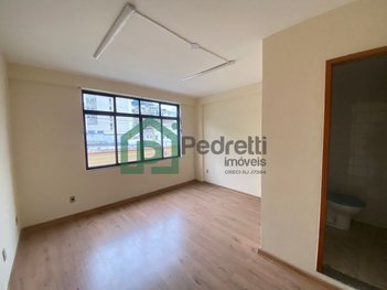 office em Rua Prefeito José Eugênio Muller, Centro - Nova Friburgo - RJ