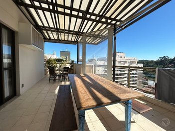 apartment em Pastor William Richard Schisler Filho, Itacorubi - Florianópolis - SC