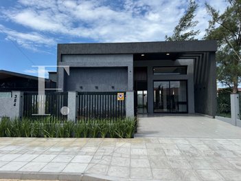 house em Rua Azaléias, Rainha do Mar - Xangri-Lá - RS