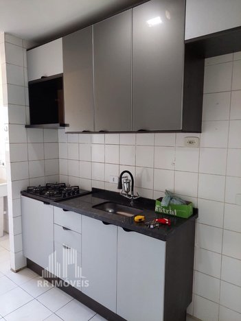 apartment em Estrada das Acácias, Parque Roseira - Carapicuíba - SP