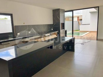 house em Avenida Vereador Carlito Cordeiro, Jardim Botânico - Uberlândia - MG