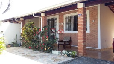 house em Rua Avelino Ferreira, Centro - Caraguatatuba - SP