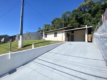 house em Rua Rudolfo Keunecke, Itoupava Central - Blumenau - SC
