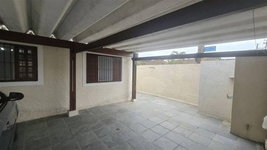 house em Rua Guajaras, Tupi - Praia Grande - SP