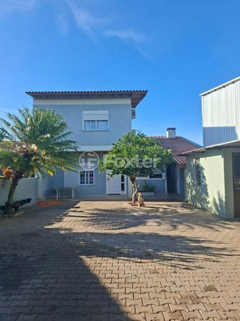 house em Rua Doutor Pereira da Cunha, Partenon - Porto Alegre - RS
