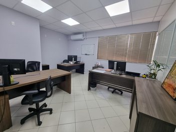 office em Pastor William Richard Schisler Filho, Itacorubi - Florianópolis - SC
