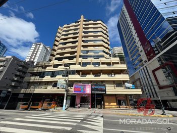 commercial_building em Avenida Nereu Ramos, Meia Praia - Itapema - SC