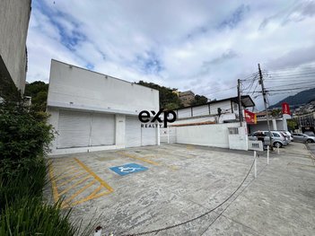 office em Rua Quissamã, Quissama - Petrópolis - RJ