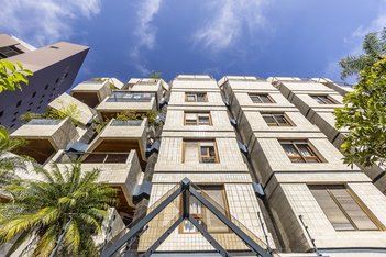 apartment em Rua Engenheiro Antônio Rebouças, Boa Vista - Porto Alegre - RS
