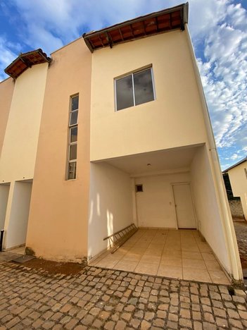 house em Praça Rosa Fontana, Novo Campinho - Pedro Leopoldo - MG