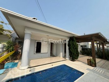 house em Avenida Flavio Boianovski, Centro - Capão da Canoa - RS