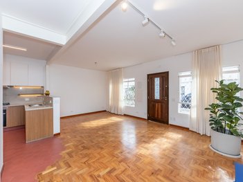 house em Travessa Professor Doutor Leonardo Miranda de Araújo, Cidade Monções - São Paulo - SP