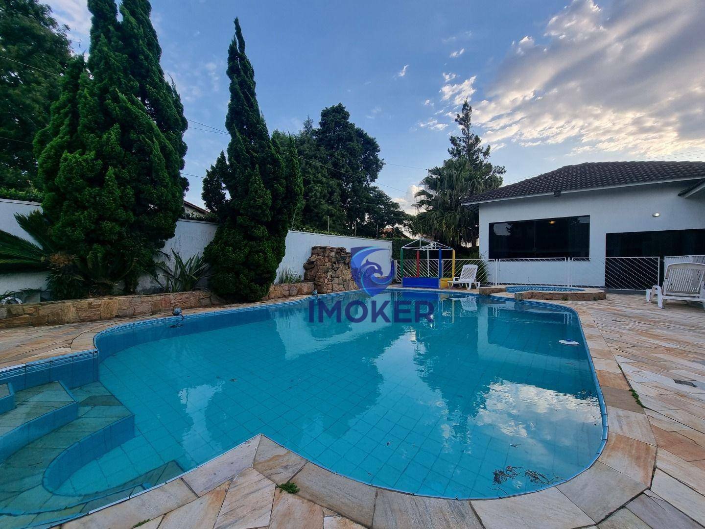 PISCINAS