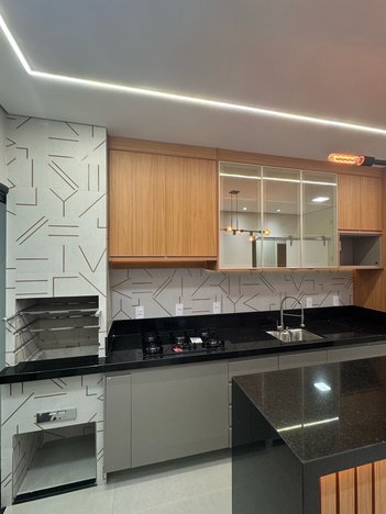 house em Rua Maria Leopoldina da Áustria, Residencial e Comercial Bosque da Imperatriz - Pindamonhangaba - SP