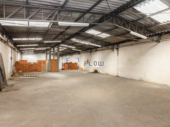 industrial em Estrada das Lágrimas, São João Clímaco - São Paulo - SP