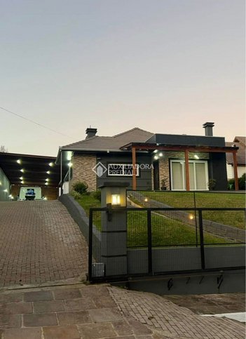 house em Rua Ademar de Oliveira, Pórtico - Gramado - RS