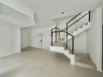 apartment em Rua Araci Vaz Callado, Canto - Florianópolis - SC